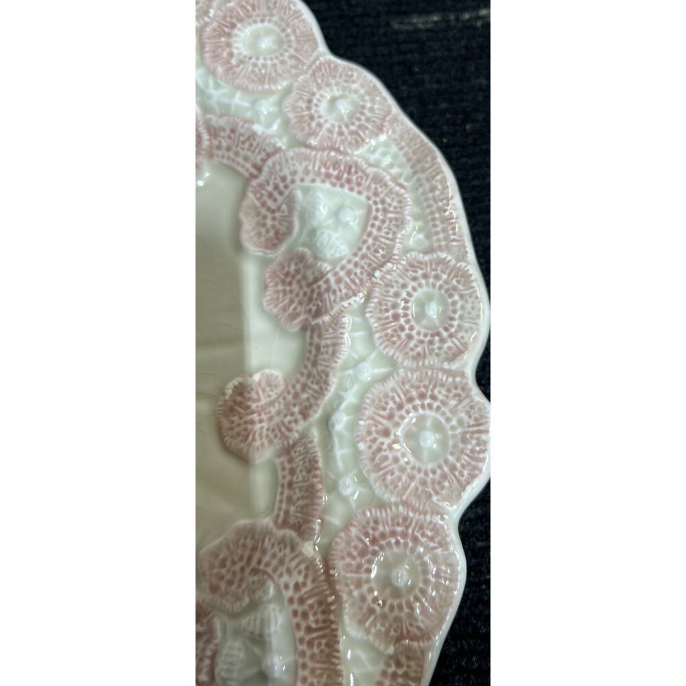 Vintage Pink Embossed Lace Design